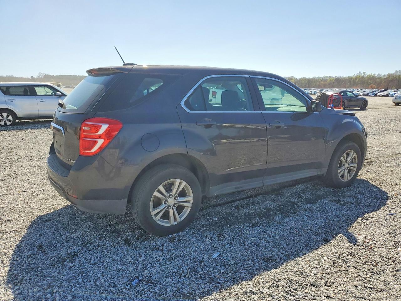 2016 Chevrolet Equinox Ls - Фото 3