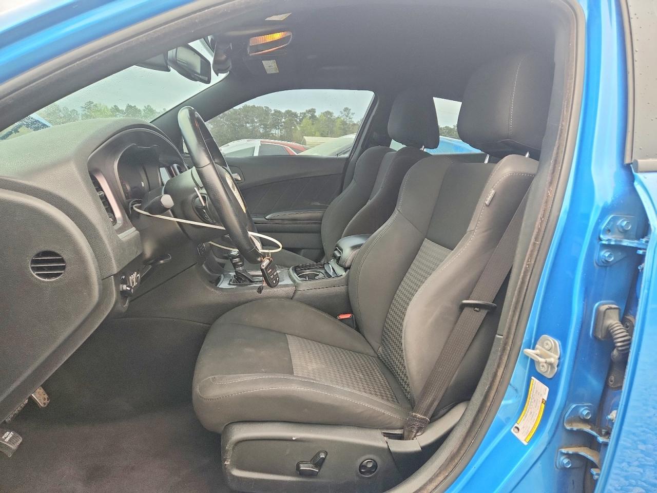 2019 Dodge Charger R/T - Image 7