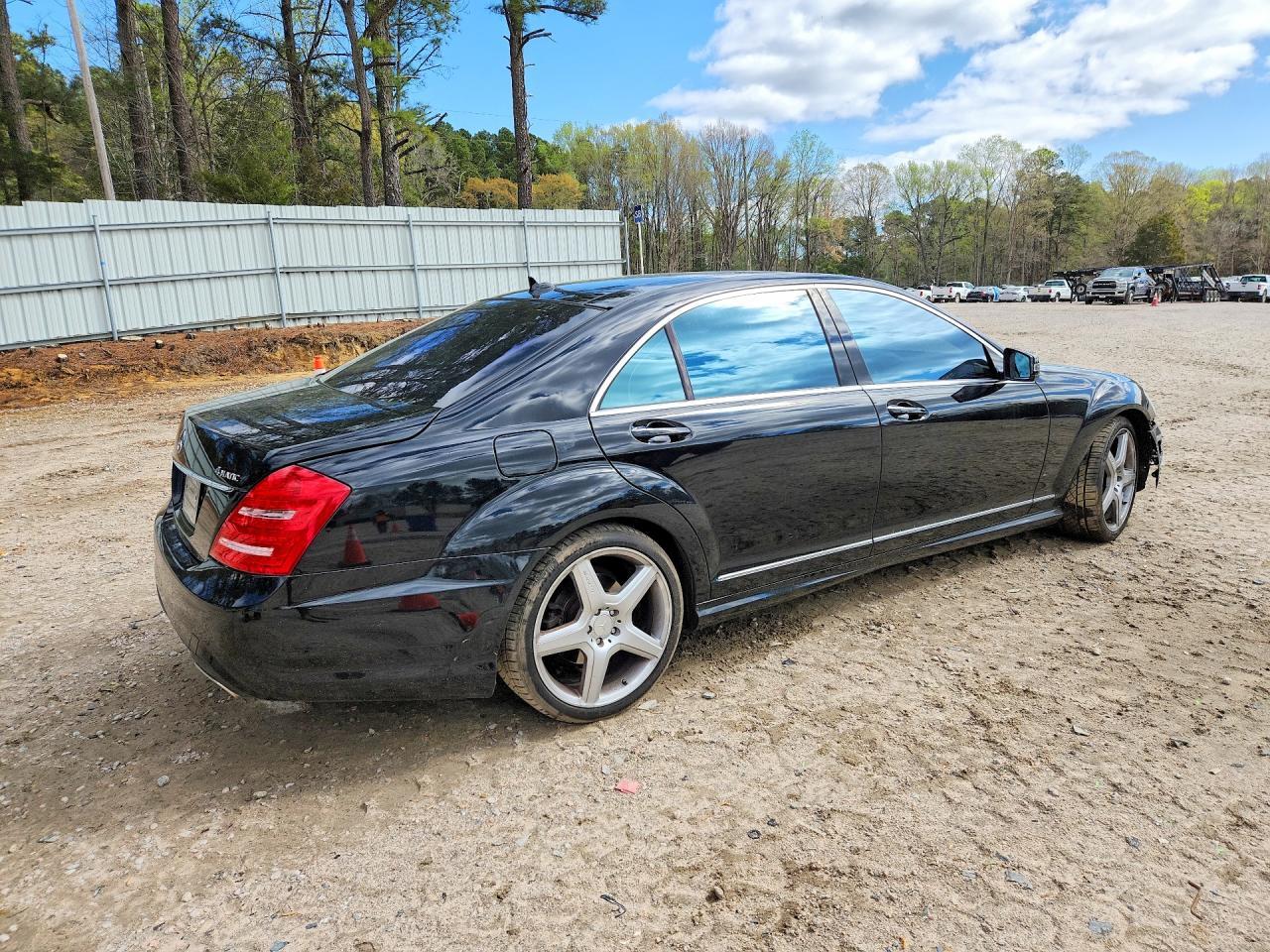 2010 Mercedes-Benz S 550 4Matic - Фото 3