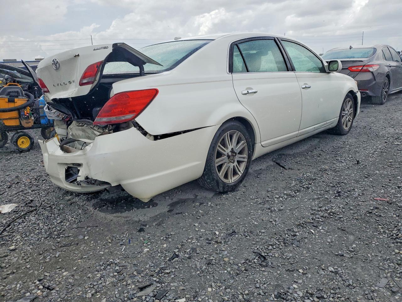 2009 Toyota Avalon Limited - Фото 3