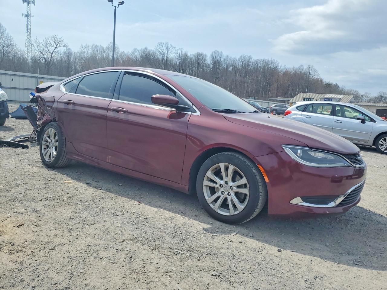 2015 Chrysler 200 Limited - Фото 4