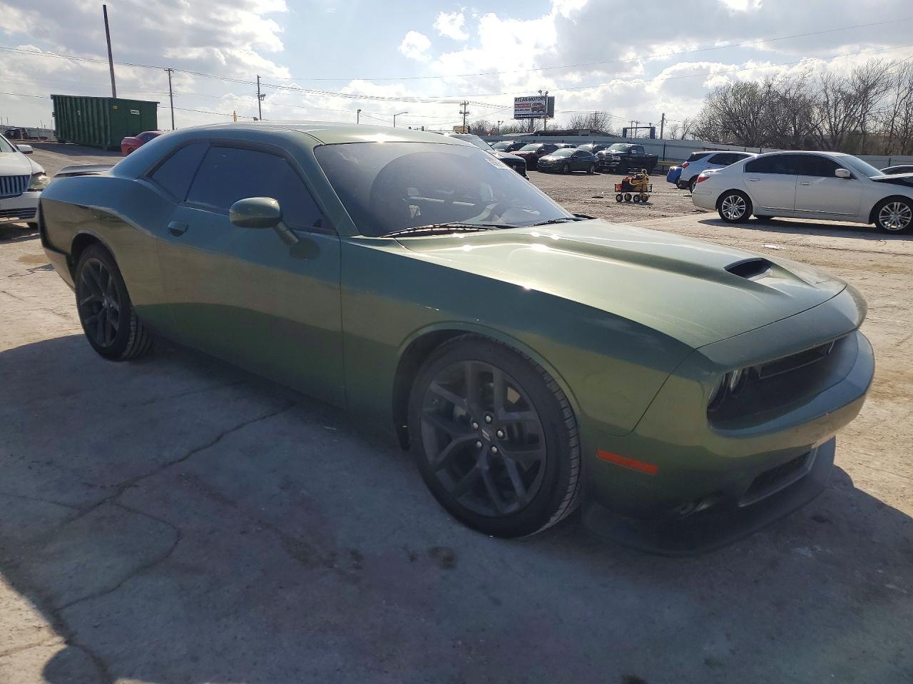 2022 Dodge Challenger Gt - Image 4