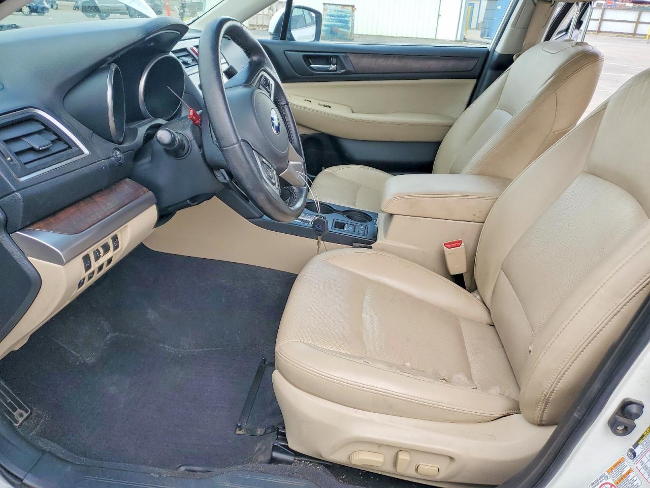 2015 Subaru Outback - Image 7