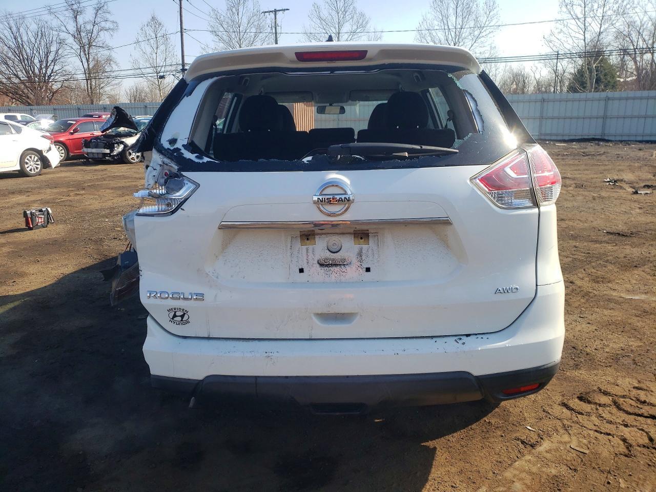 2015 Nissan Rogue S - Image 6