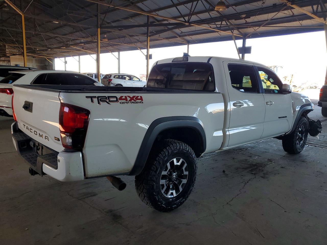 2019 Toyota Tacoma Trd Off-Road - Фото 3