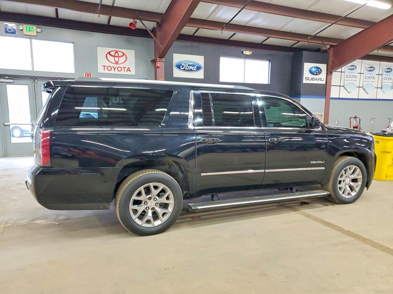 2016 GMC Yukon Xl Denali - Фото 3
