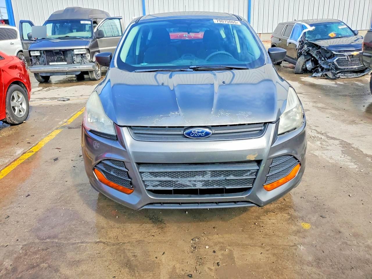 2014 Ford Escape S - Фото 5