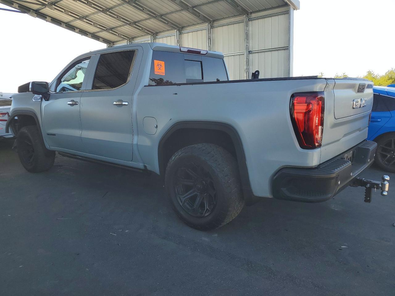 2020 GMC Sierra K1500 Slt - Image 2