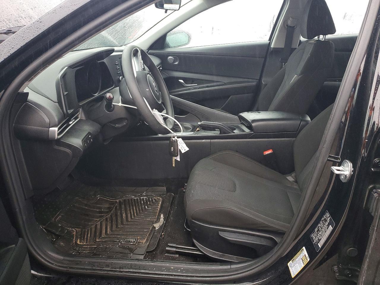 2023 Hyundai Elantra Se - Фото 7