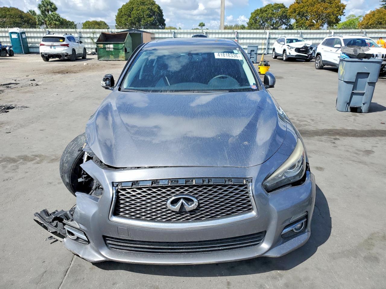 2015 Infiniti Q50 Premium - Image 5
