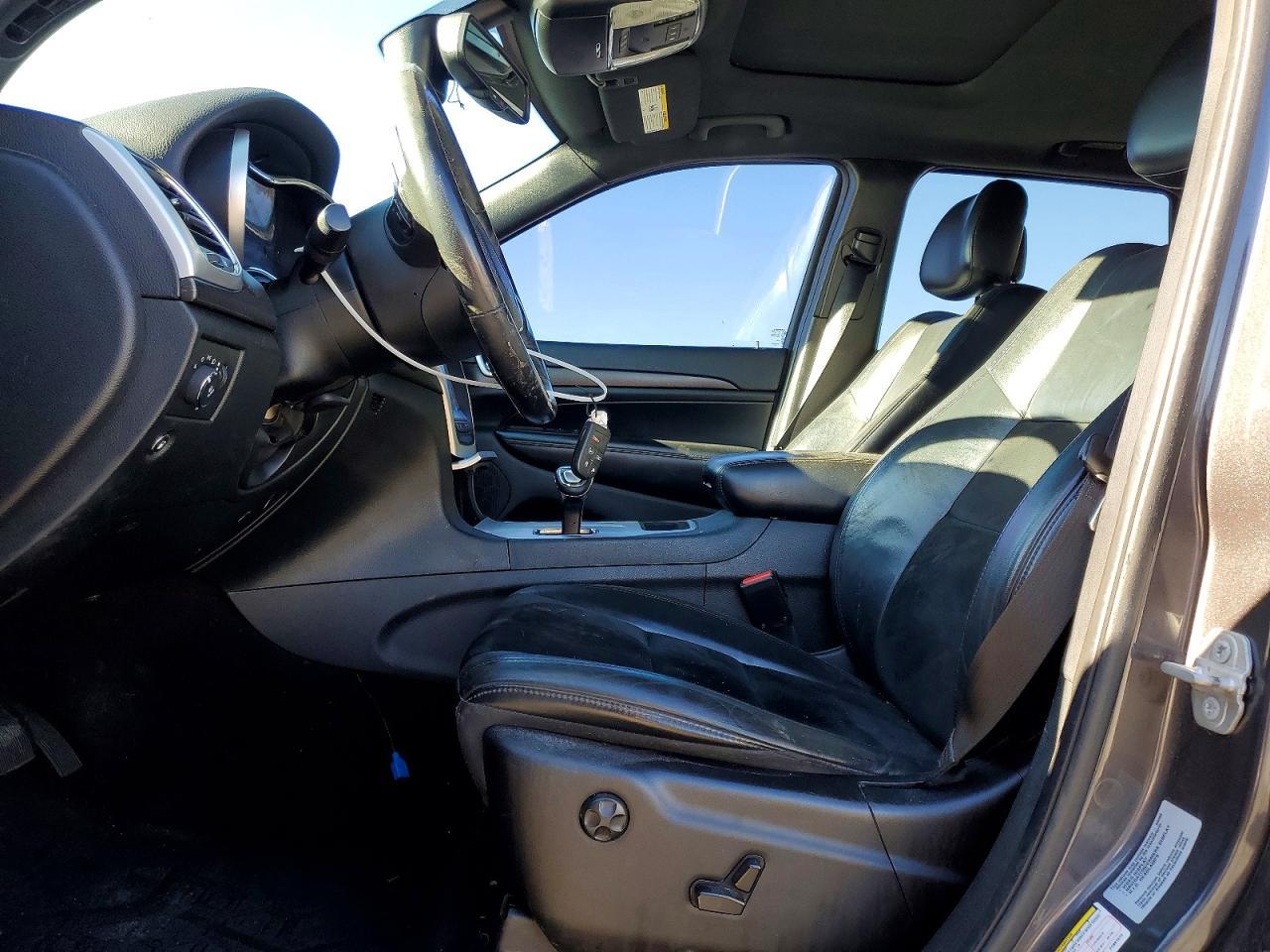 2015 Jeep Grand Cherokee Laredo - Image 7