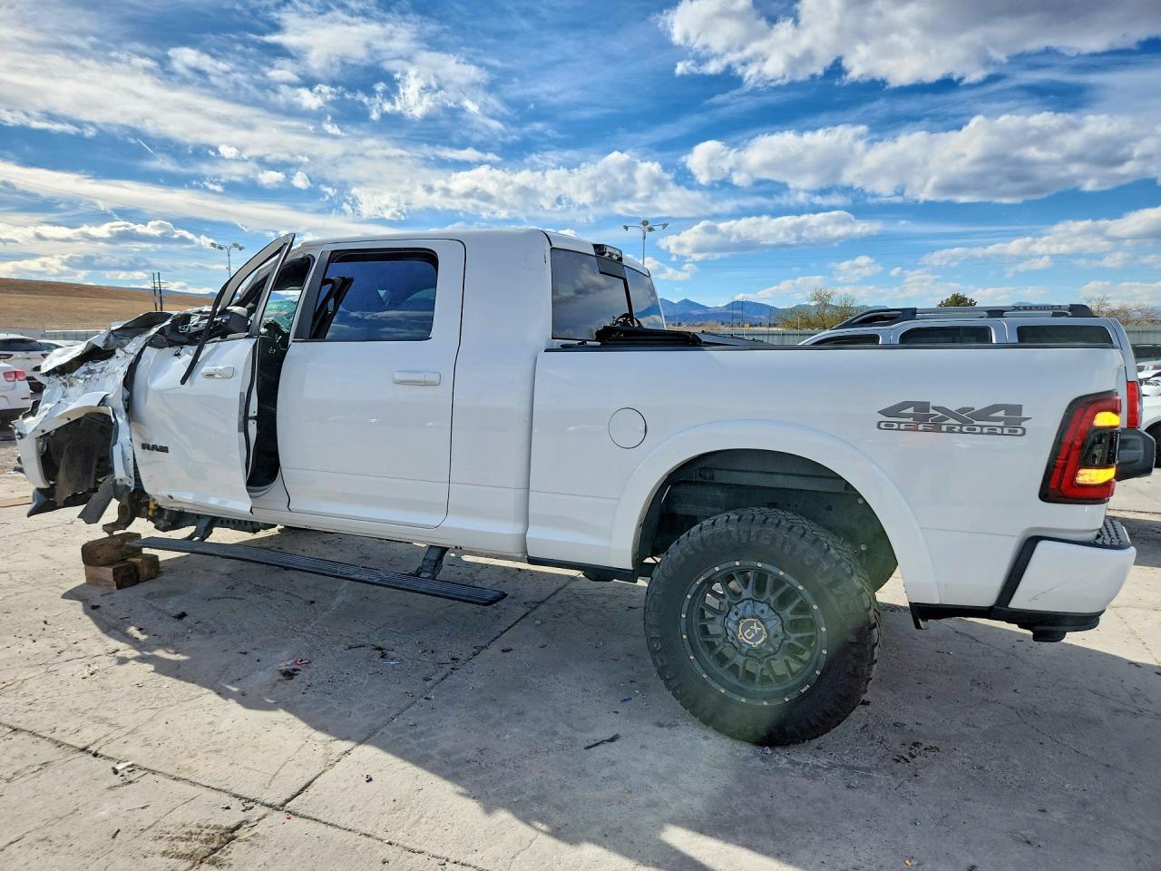 2021 Ram 2500 Limited - Фото 2