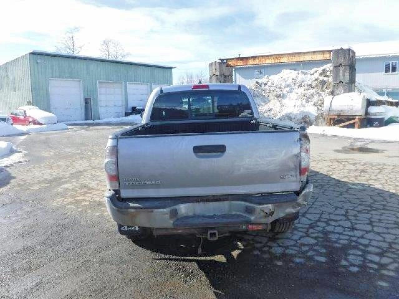 2015 Toyota Tacoma Base - Image 6