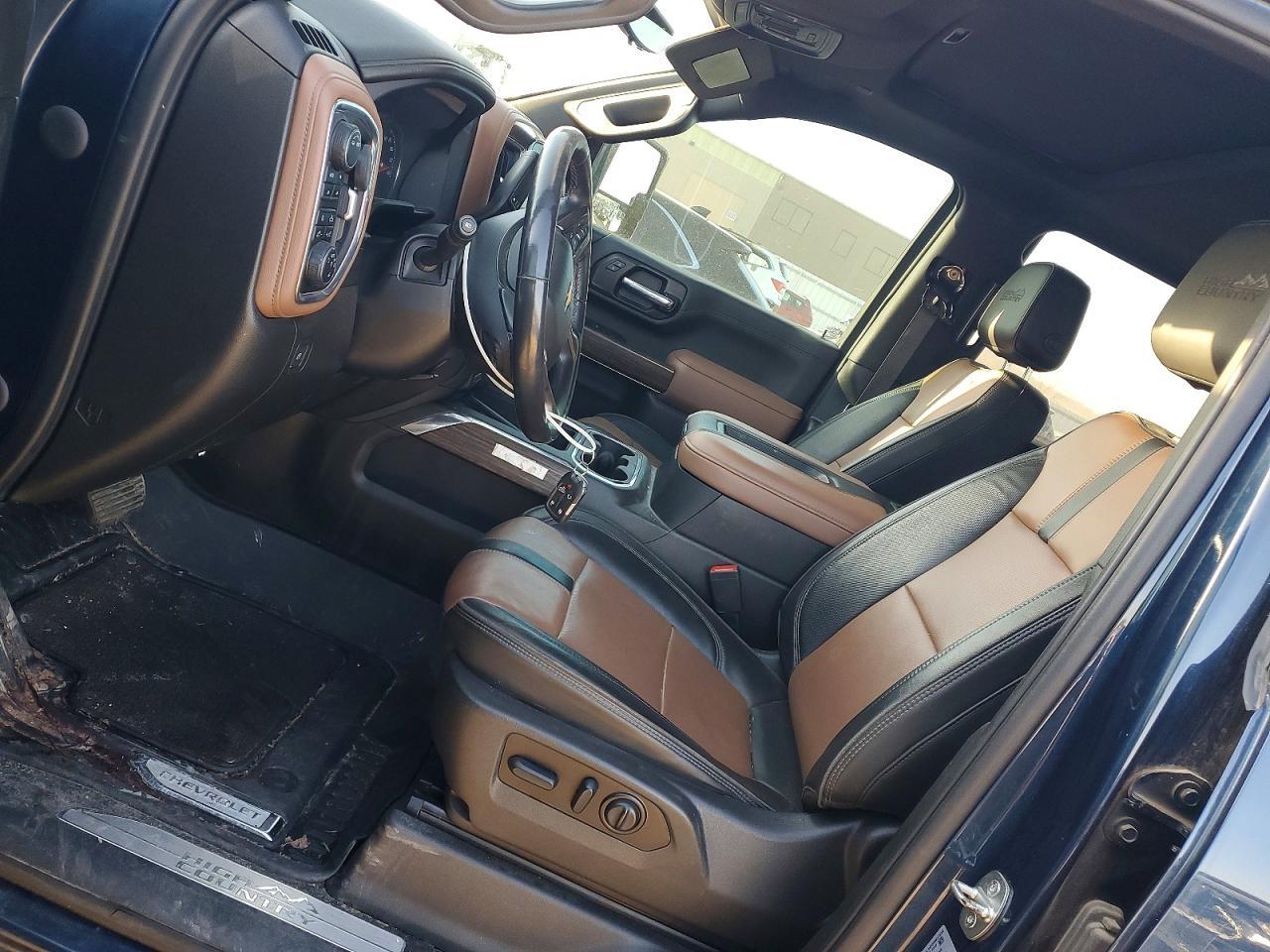 2022 Chevrolet Silverado K2500 High Country - Фото 7