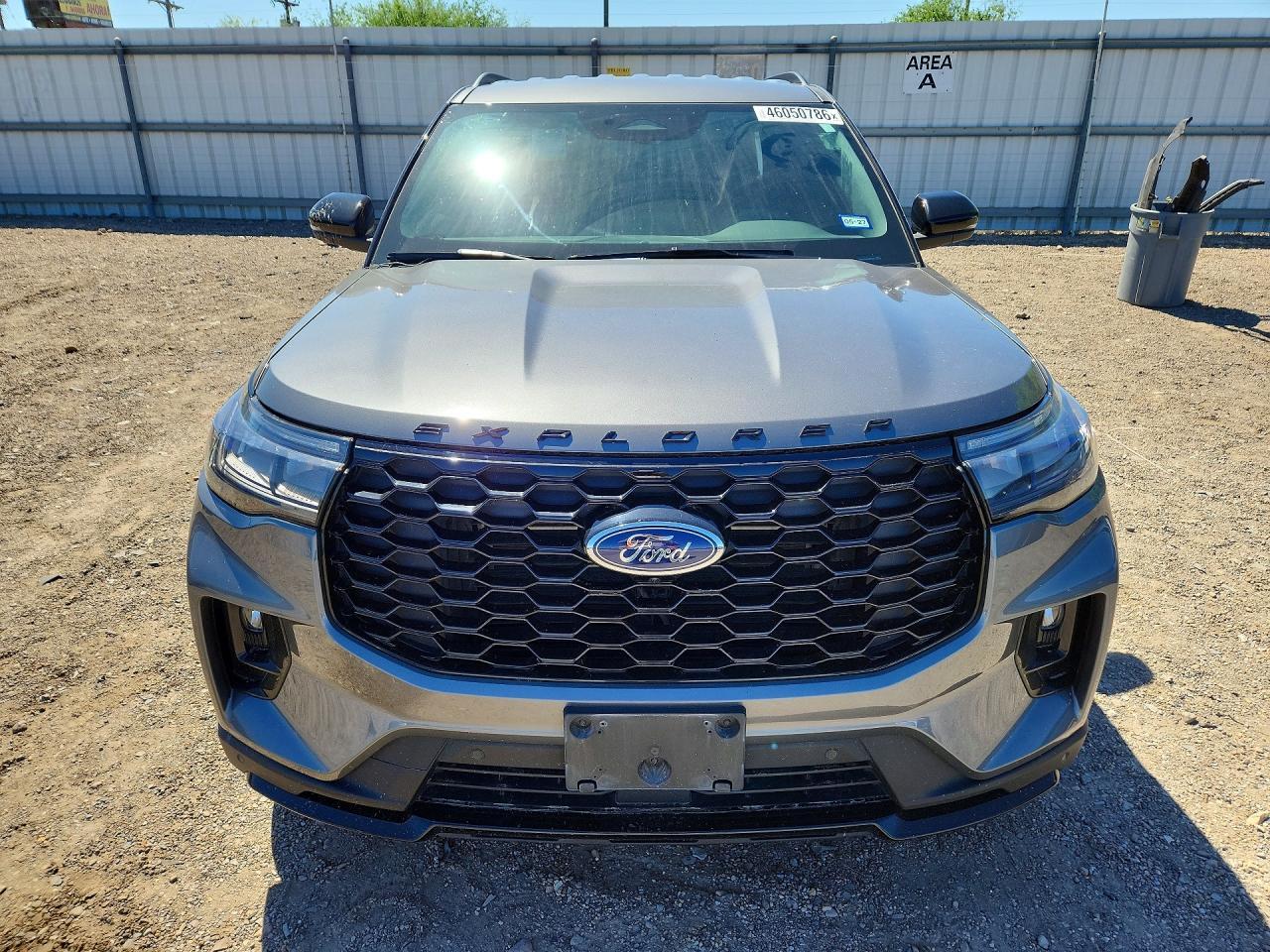 2025 Ford Explorer St-Line - Фото 5
