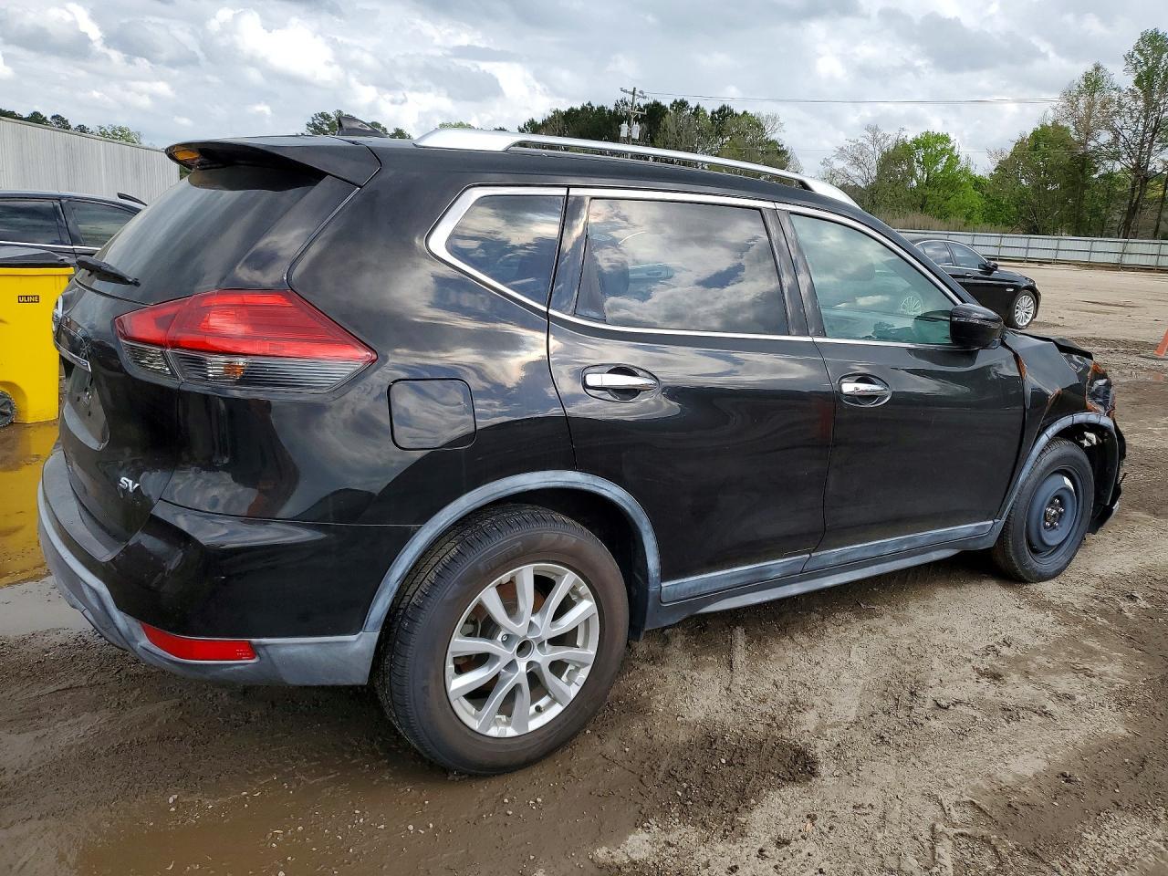 2017 Nissan Rogue - Фото 3