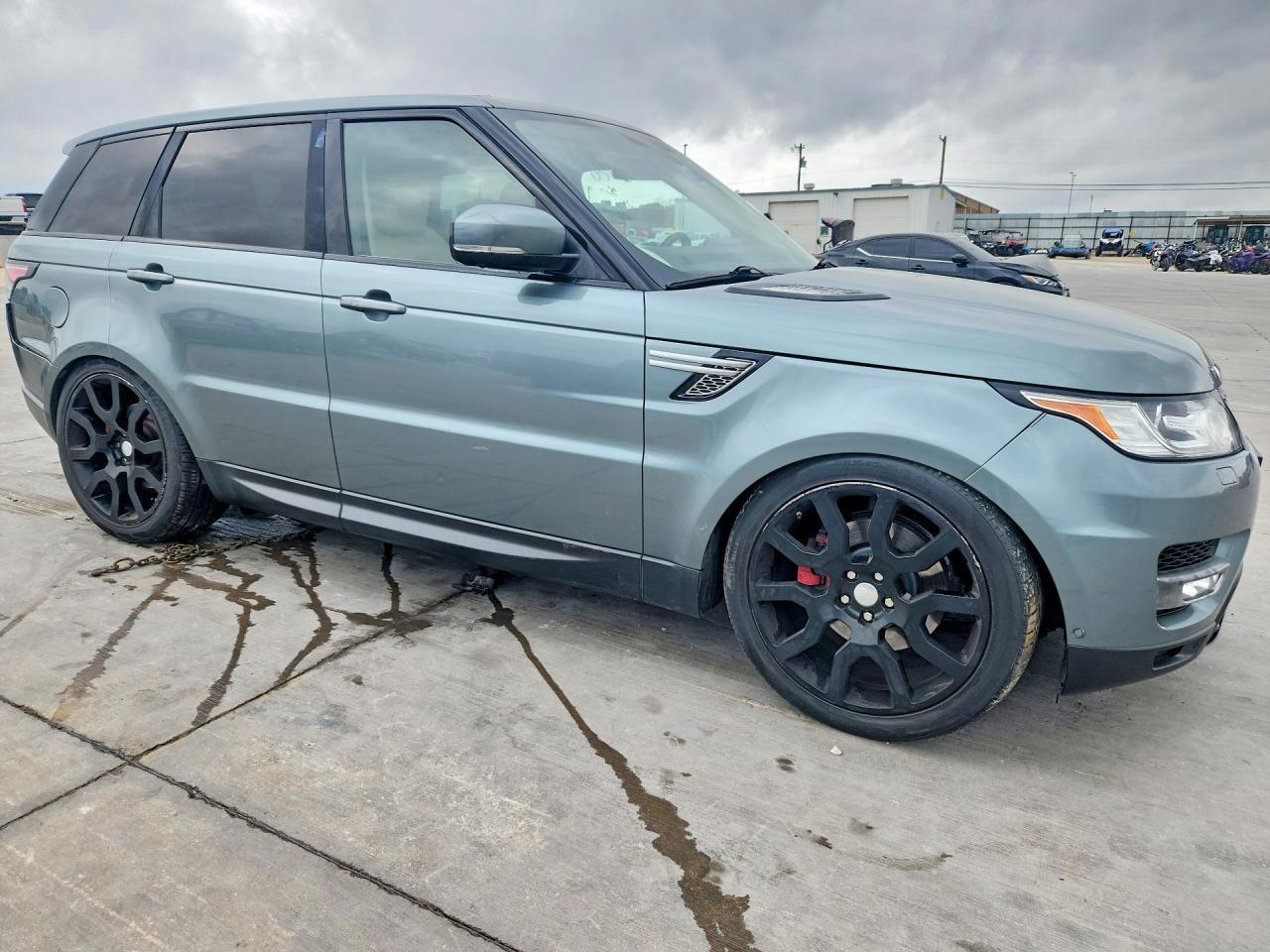 2014 Land Rover Range Rover Sport Hse - Image 4