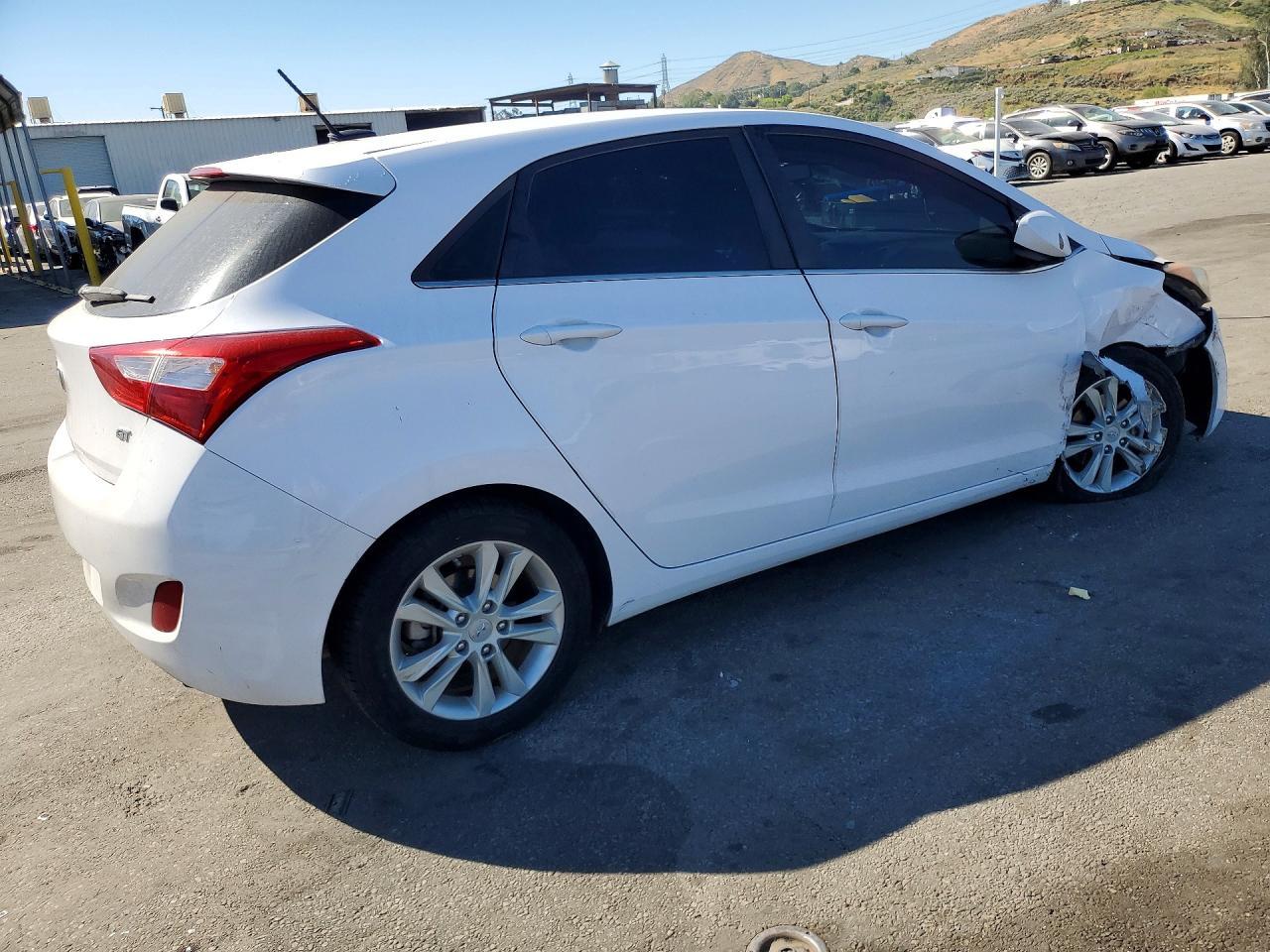 2015 Hyundai Elantra Gt Base - Фото 3