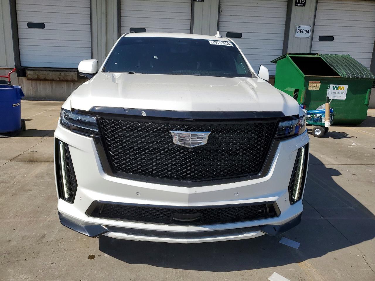 2023 Cadillac Escalade V Sport - Image 5