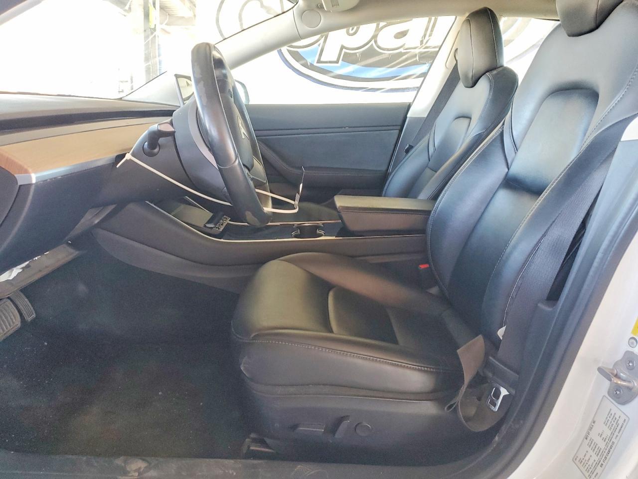 2019 Tesla Model 3 - Фото 7