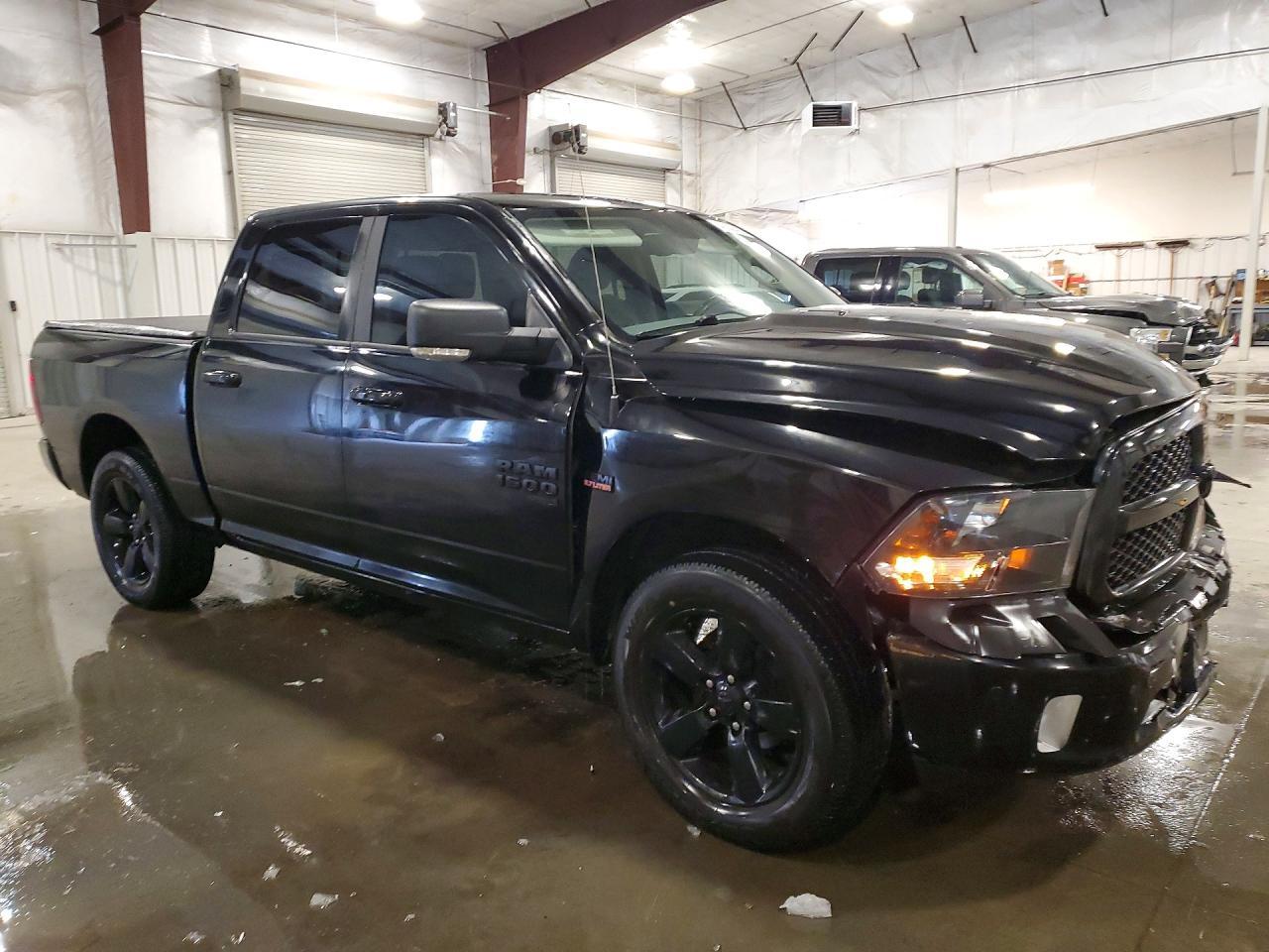 2019 Ram 1500 Classic Slt - Image 4