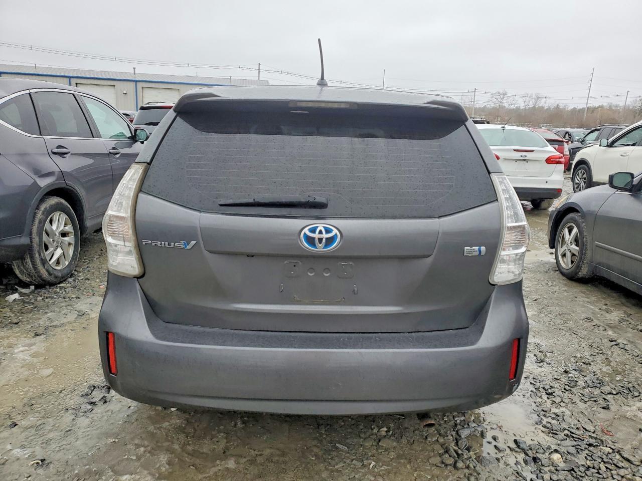 2012 Toyota Prius V Two - Фото 6