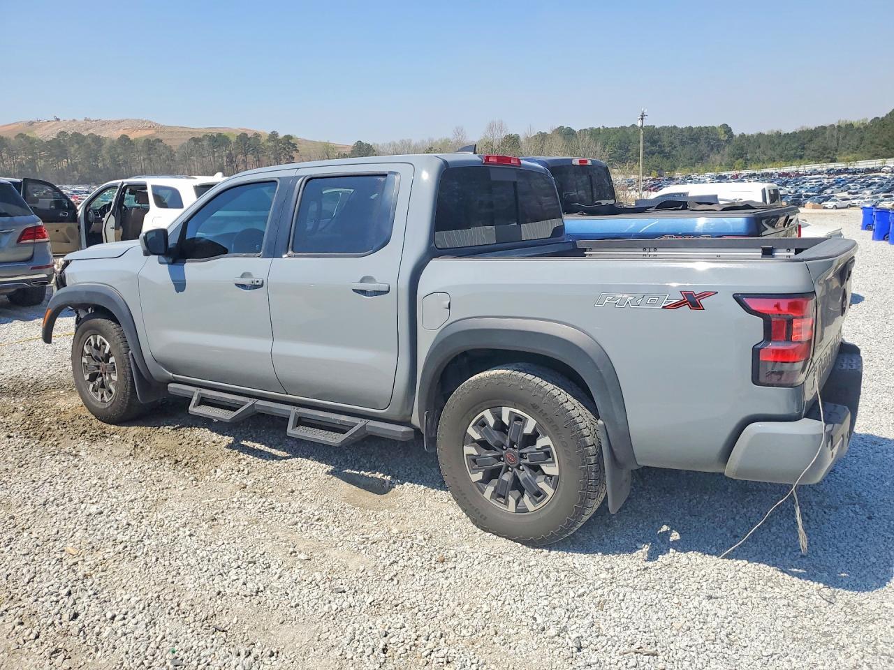 2023 Nissan Frontier Pro-X - Фото 2