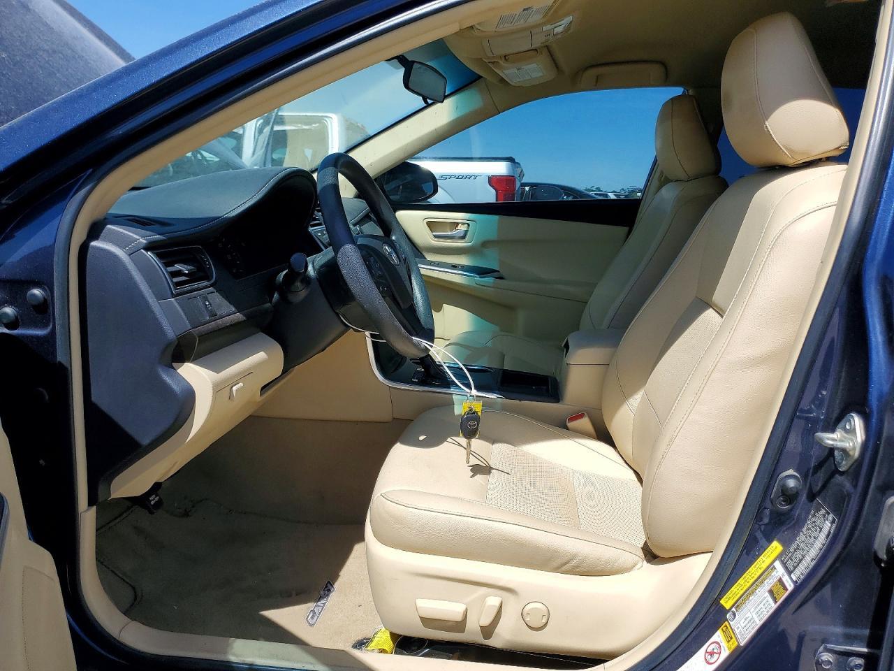 2015 Toyota Camry Le - Фото 7