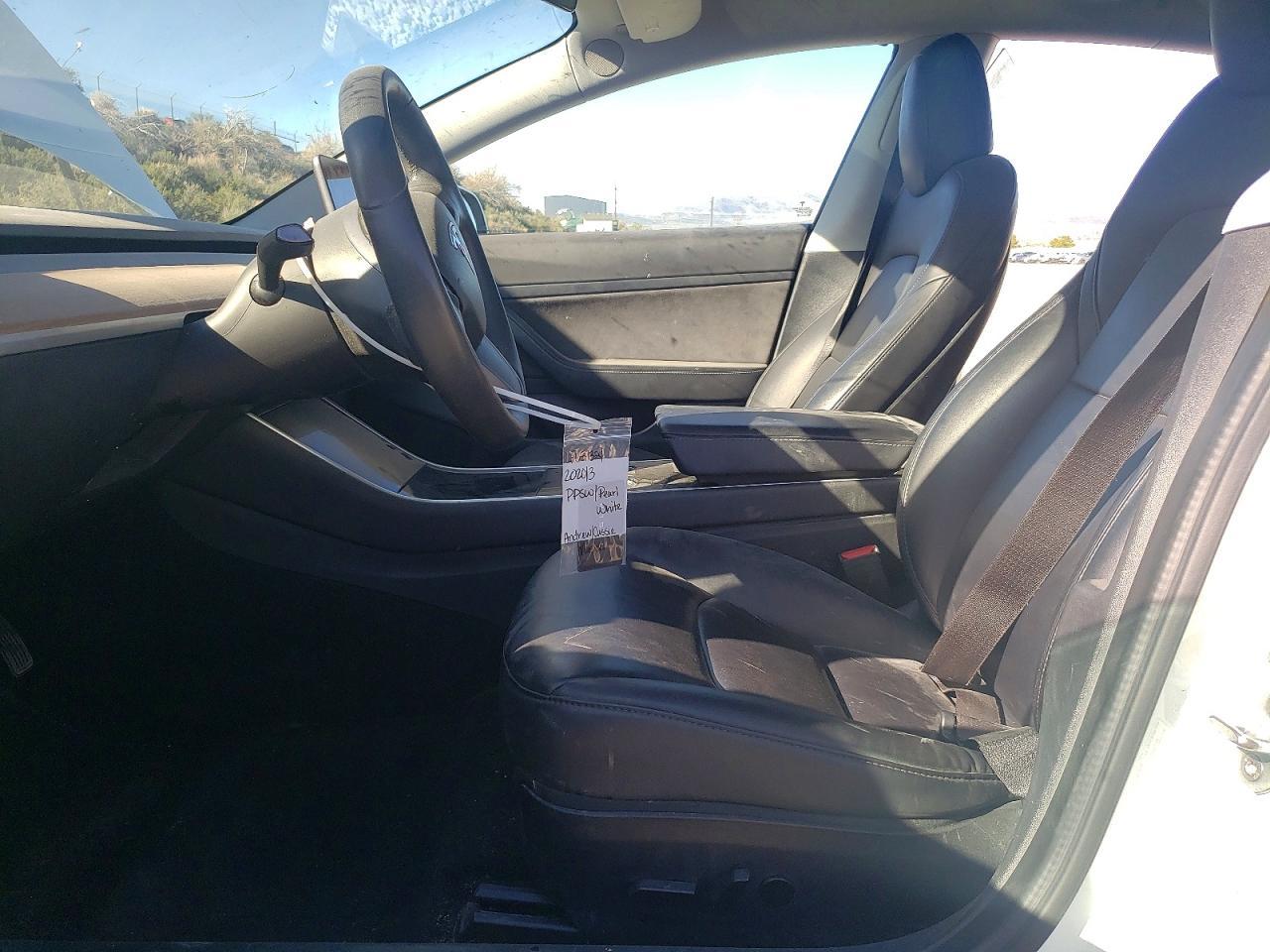 2020 Tesla Model 3 - Фото 7