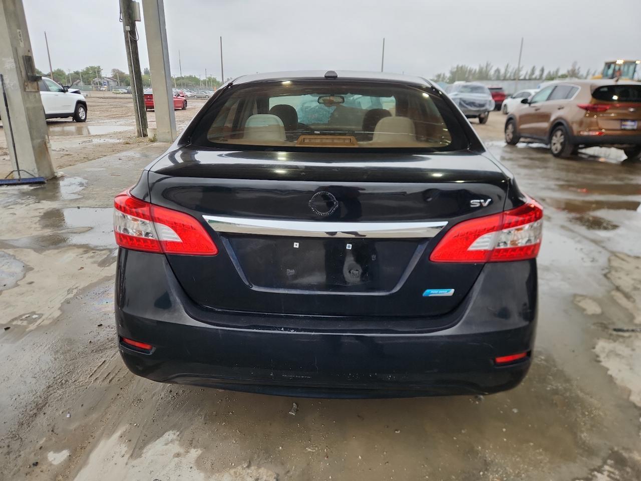 2013 Nissan Sentra S - Фото 6