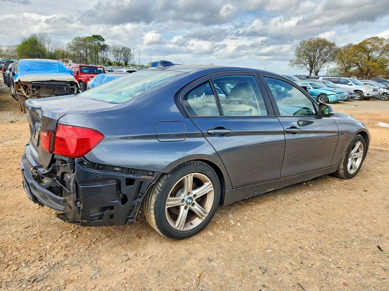 2013 BMW 328 I - Image 3