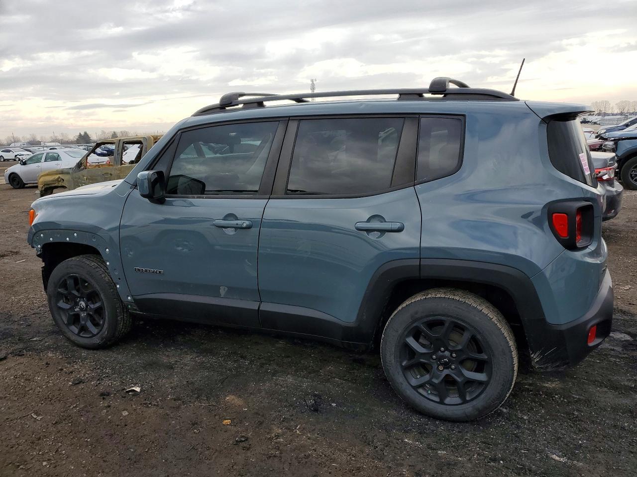2018 Jeep Renegade Latitude - Фото 2