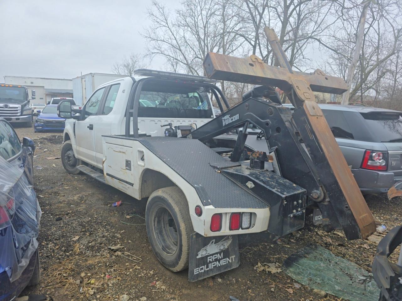 2017 Ford F350 Super Duty - Фото 3