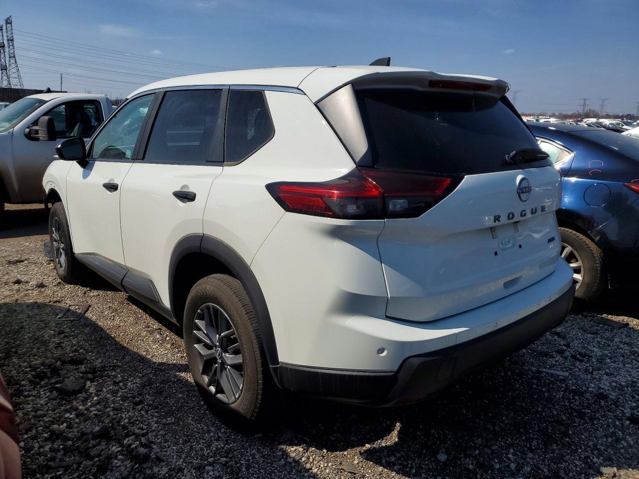 2024 Nissan Rogue S - Фото 2