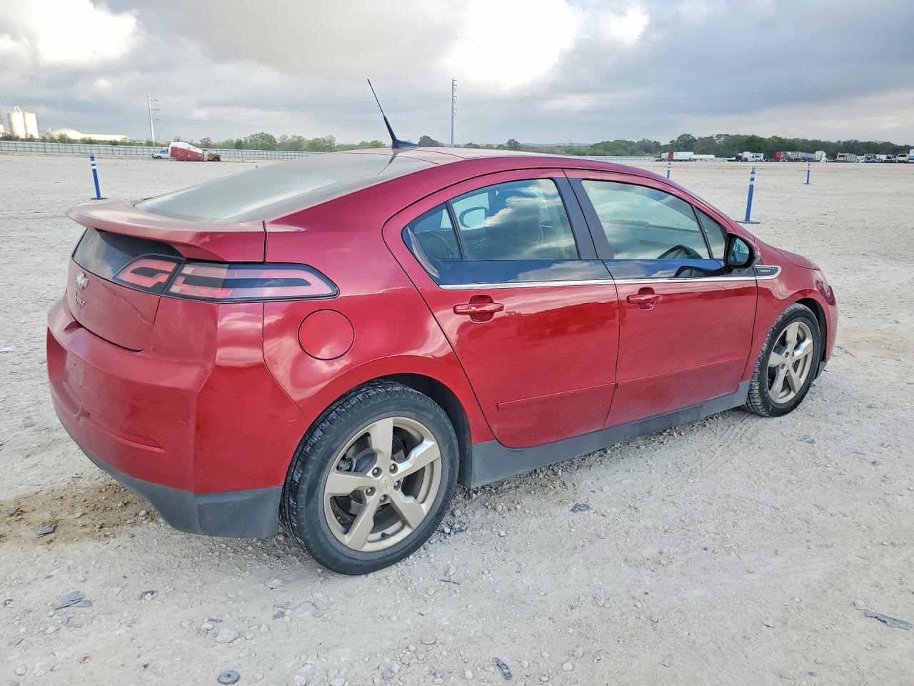 2014 Chev Volt - Фото 3