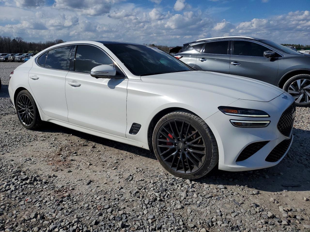 2022 Genesis G70 - Фото 4