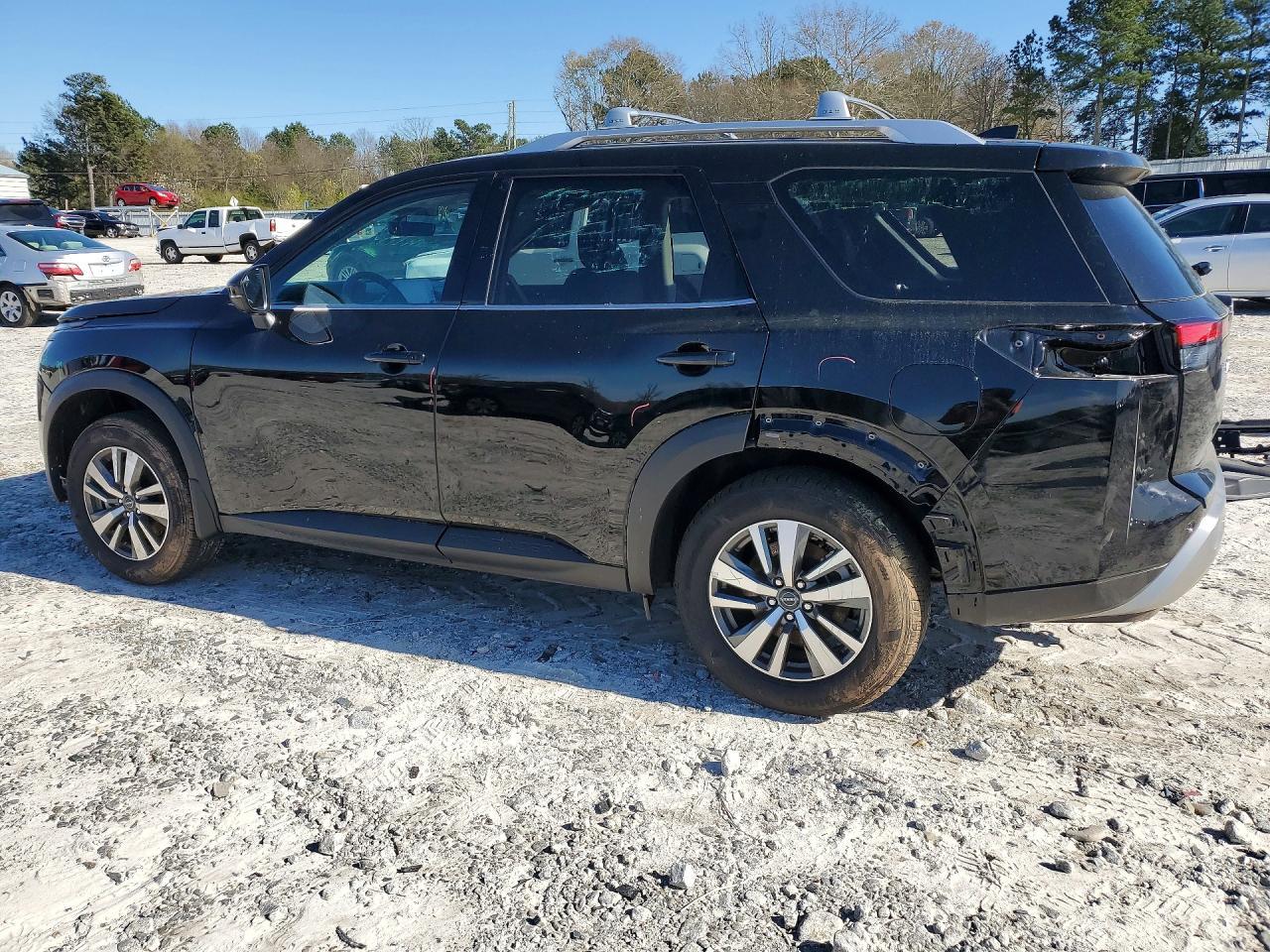 2025 Nissan Pathfinder Sl - Фото 2
