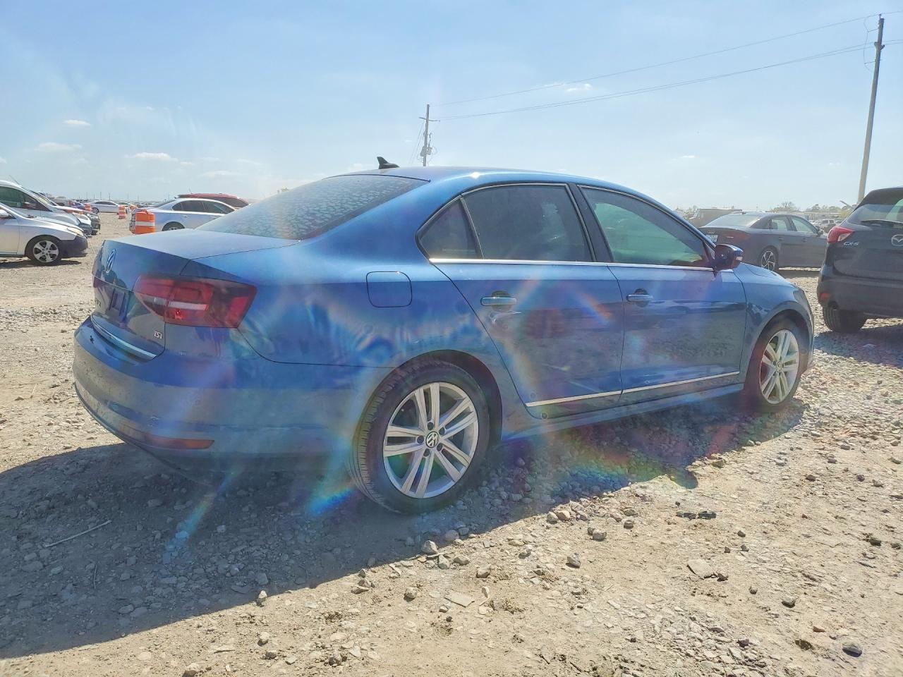 2017 Volkswagen Jetta Sel - Фото 3