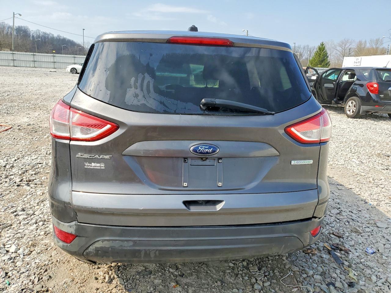 2015 Ford Escape S - Фото 6