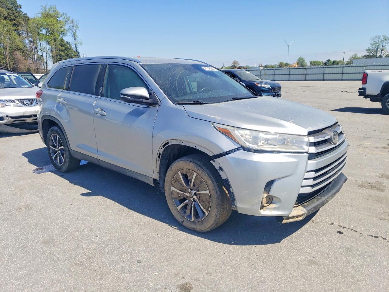2019 Toyota Highlander Xle - Фото 4