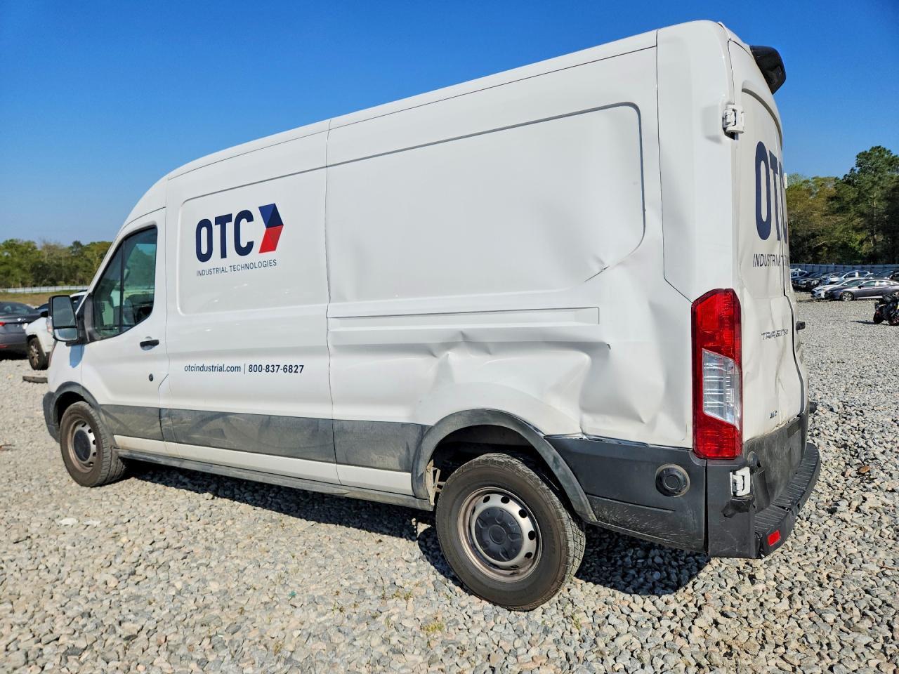 2025 Ford Transit T-250 - Фото 2