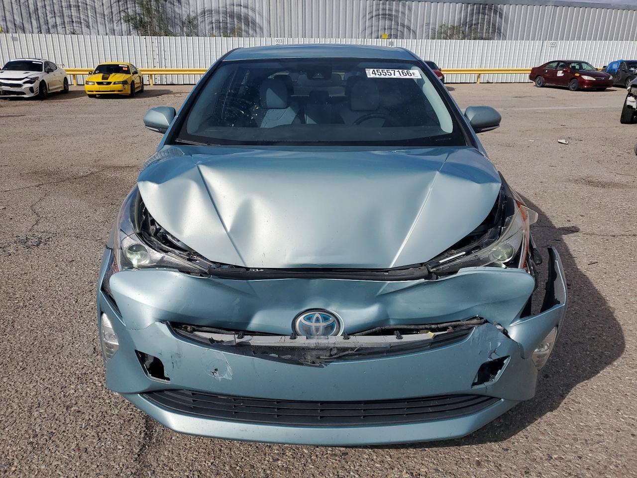2016 Toyota Prius Four Touring - Фото 5