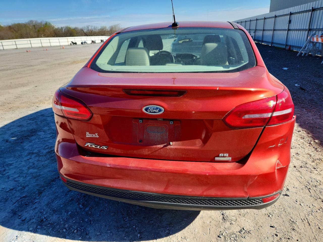 2018 Ford Focus Se - Image 6