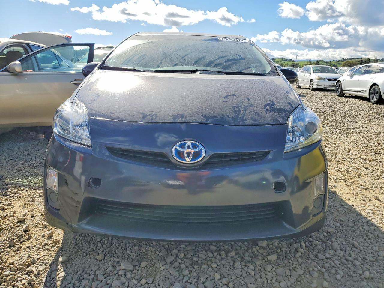 2011 Toyota Prius Two - Image 5