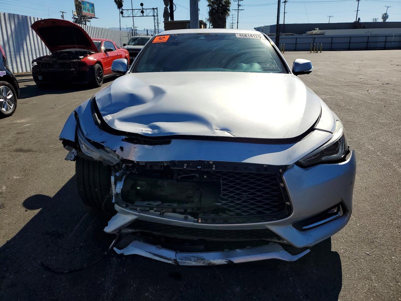 2017 Infiniti Q60 3.0T Premium - Фото 5