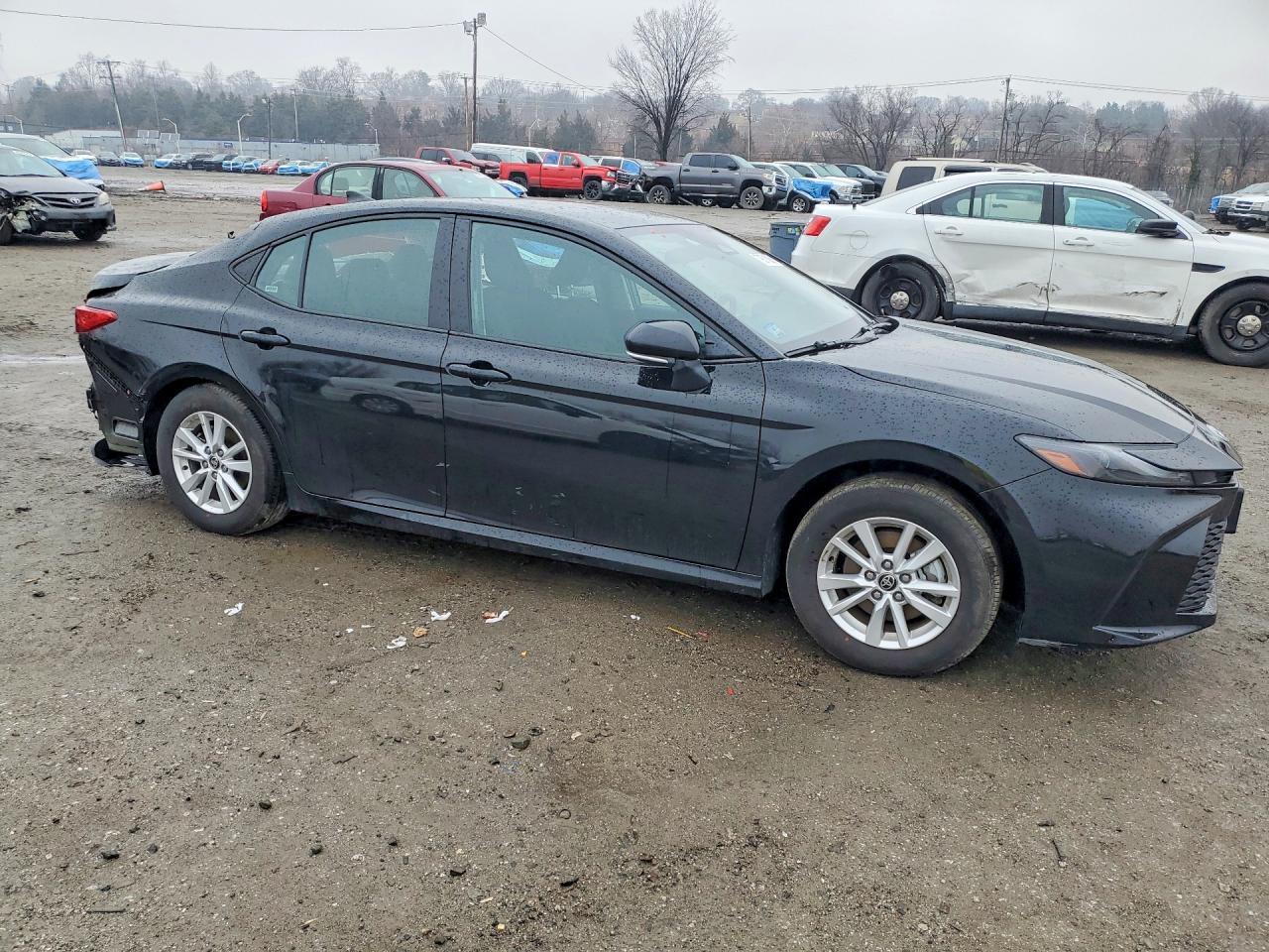 2025 Toyota Camry Le - Фото 4