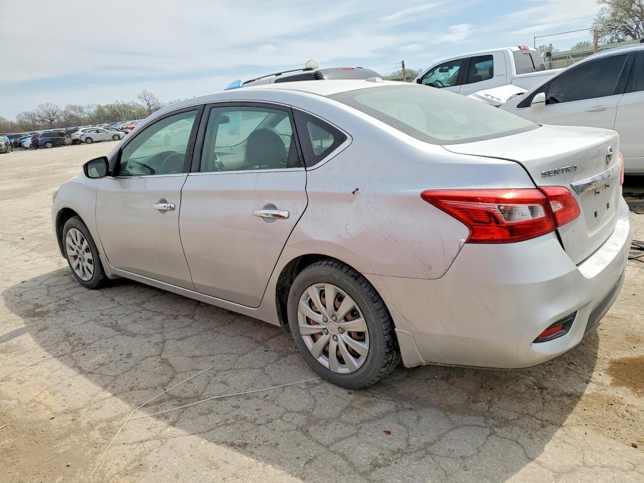 2017 Nissan Sentra Sv - Image 2
