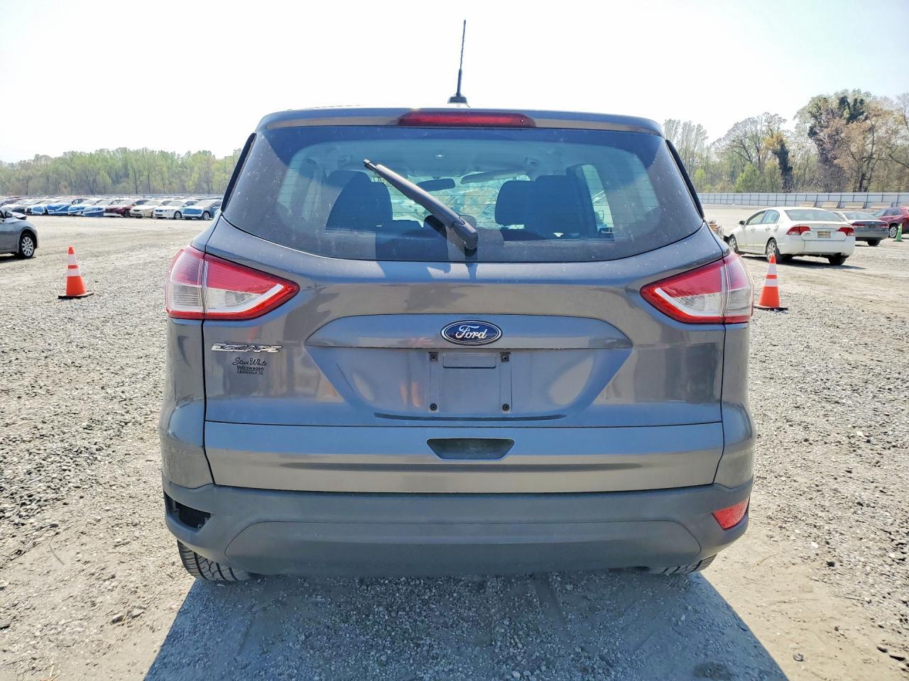 2013 Ford Escape S - Image 6