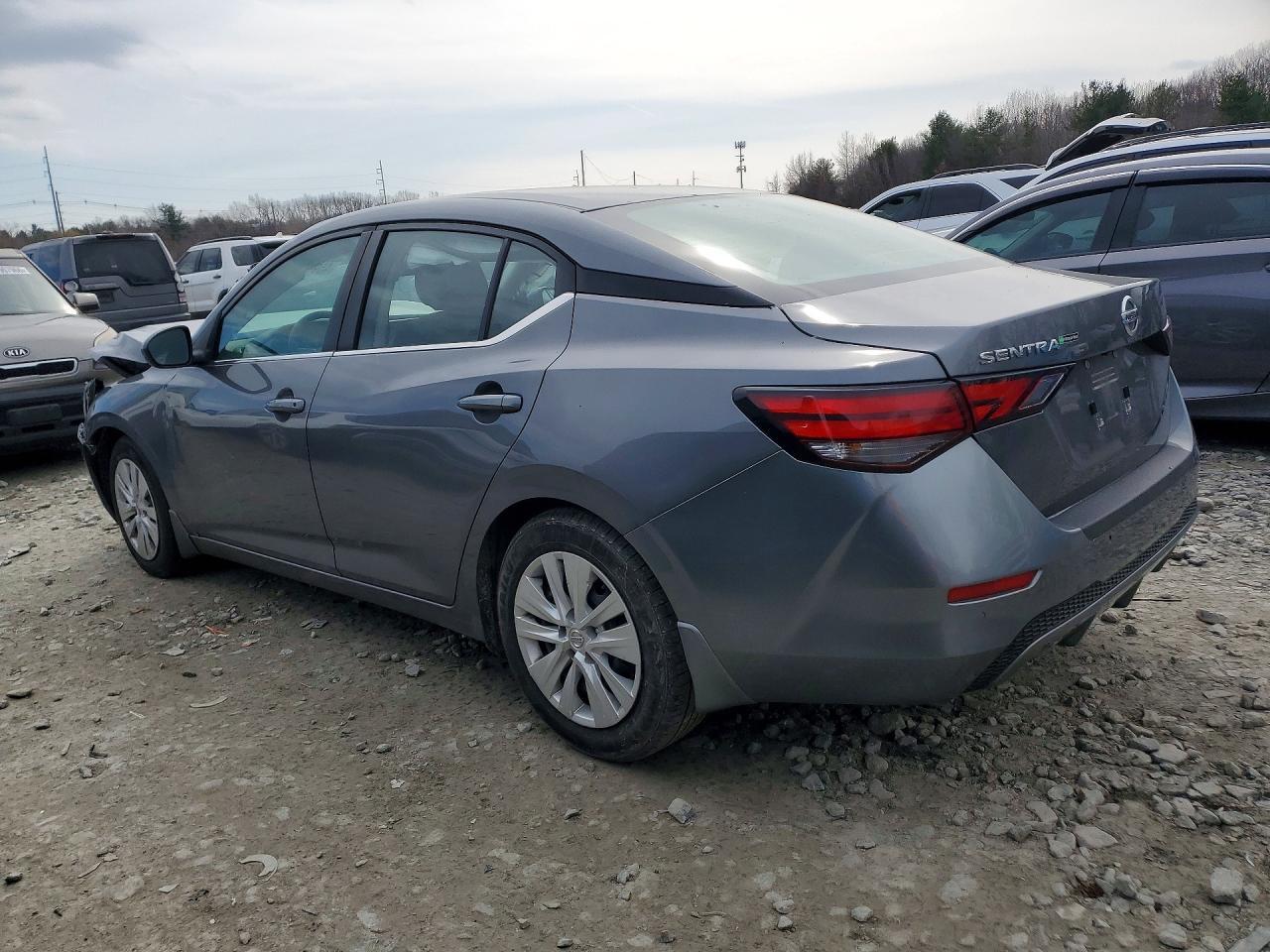 2021 Nissan Sentra S - Фото 2
