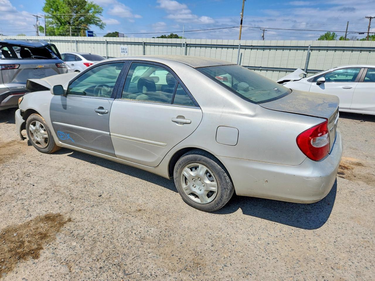 2003 Toyota Camry Le - Фото 2